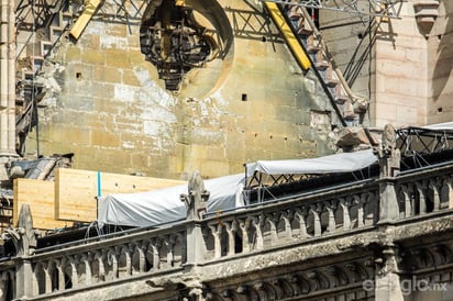 Siniestro. Cientos de personas observaron las llamas en la construcción.