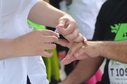 De acuerdo con la Organización Mundial de la Salud, 8.7 millones de mexicanos sufren diabetes, sin considerar a los no diagnosticados, lo cual sumaría cerca de 12 millones. (ARCHIVO)