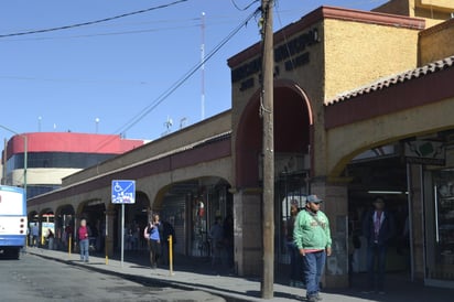 La idea explicó, es ofrecer otro tipo de mercancía a la que habitualmente ofrecen en sus locales al interior del Mercado. 