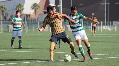 El pasado domingo, los equipos albiverdes, cerraron su participación en la campaña regular ante Pumas. (SANTOS)