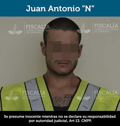 Juan Antonio N., de 25 años de edad, originario del estado de Chihuahua y señalado como presunto homicida de un comerciante de 65 años de edad, en hechos registrados el pasado 2 de mayo, fue detenido por personal de la Agencia de Investigación Criminal (PID) adscritos a la Fiscalía General del Estado de Durango. (EL SIGLO DE TORREÓN)