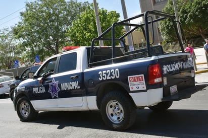 El hombre explicó a los agentes que acudió a una sucursal bancaria localizada en la colonia El Fresno, para retirar los 30 mil pesos, para el pago de la nómina.
