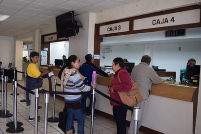 El Sideapa informó que esta temporada aumenta hasta un 35 por ciento la demanda de agua potable. (EL SIGLO DE TORREÓN)