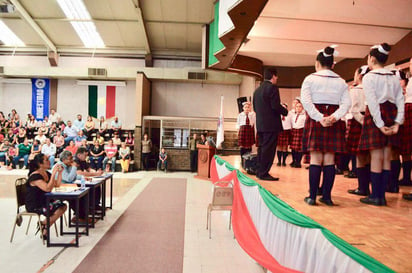 El evento se llevó a cabo en el auditorio del Colegio Mijares de Torreón. (EL SIGLO DE TORREÓN)