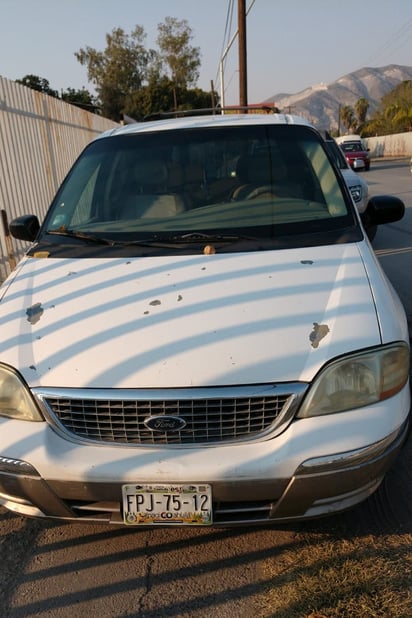 No hubo personas lesionadas, sólo daños materiales en los vehículos involucrados en el accidente. (EL SIGLO DE TORREÓN)