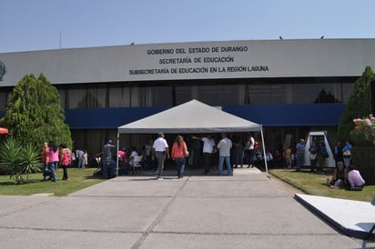 Los profesores rechazaron regresar a las aulas el próximo lunes, e indicaron que el miércoles una comisión acudirá a Durango.