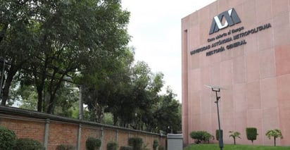 La universidad metropolitana señaló que la medida del Gobierno federal podría afectar a los becarios.