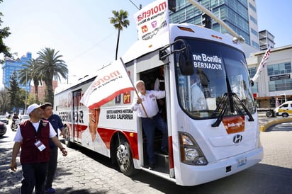 En conferencia de prensa, afirmó que los candidatos de Morena de forma recurrente se han 'colgado' de la imagen de López Obrador, “porque tienen cola que les pisen y no tienen capacidad”, como Jaime Bonilla (imagen), quien contiende por la gubernatura de Baja California. (ARCHIVO)