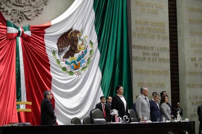 El senador por Morena reconoció que el llamado parlamento abierto tiene riesgos, por la porosidad que hace muy vulnerable a este sistema. (ARCHIVO)