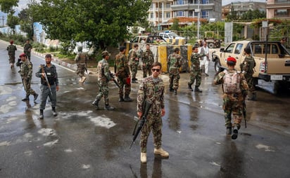 El ataque suicida se dio en la Universidad Militar de Kabul, ubicada en Afganistán. (EFE)