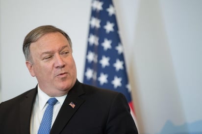 Pompeo se encuentra en Suiza, país que representa los intereses estadunidenses en Irán, como parte de su segunda escala de una gira europea que también lo llevará a La Haya (Holanda) y a Londres (Reino Unido). (EFE)