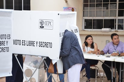 Son 191 casillas las que se instalaron en Ciudad Jardín, en donde la mayoría de las incidencias fue la falta de funcionarios de casilla. (FERNANDO COMPEÁN)