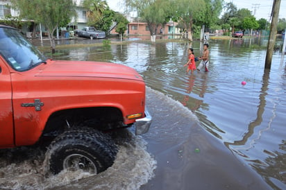 Ante cualquier emergencia por las lluvias, se puede llamar a los teléfonos 712-00-66 y 716-36-60. (FERNANDO COMPEÁN)