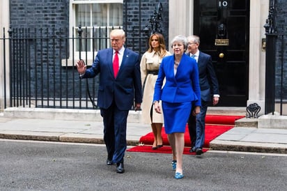 May y Trump se reunieron en la residencia oficial de la primera ministra. (EFE)