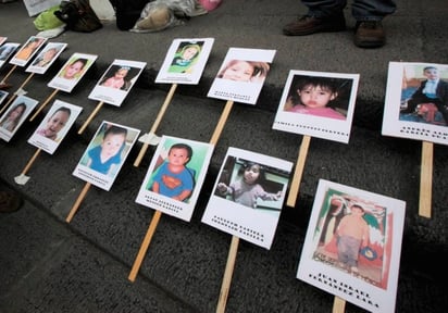 Las familias han tenido que levantarse sin ayuda de nadie, aprendieron a vivir con el dolor, con la herida que no ha sanado ni cerrado. (ARCHIVO)