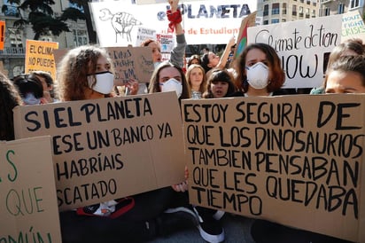 l mundo podría ver amenazada su propia existencia, advierte un informe realizado por el Centro Nacional para la Restauración del Clima, que –con base en investigaciones existentes- presenta posibles escenarios y sugiere tomar acciones a corto plazo para evitar que el planeta llegue a un “punto sin retorno”. (ARCHIVO)