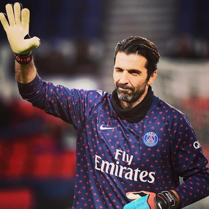 El internacional italiano, de 41 años, llegó en julio del 2018 al PSG. (ESPECIAL)