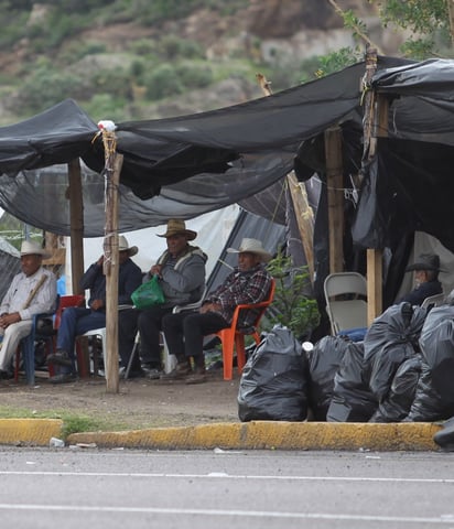 El área jurídica de la SCT interpretó que el Gobierno de Durango presionó al presidente de la república para que firmara el acuerdo para la ejecución del pago. (EL SIGLO DE TORREÓN)