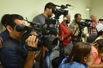 Cinco de los periodistas que laboran en El Siglo de Torreón fueron reconocidos por su labor, en diferentes categorías del Premio Estatal de Periodismo.