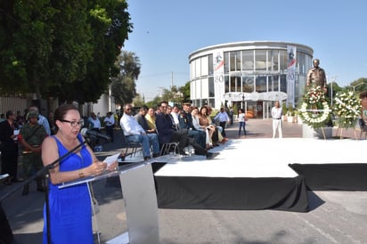 Se conmemoró el 80 aniversario luctuoso del capitán piloto aviador, Francisco Sarabia, quien fue pionero de la aviación comercial .