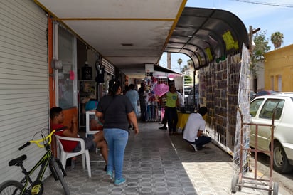 Reordenamiento del primer cuadro de la ciudad contempla instalación de parquímetros. (EL SIGLO DE TORREÓN/EDITH GONZÁLEZ)