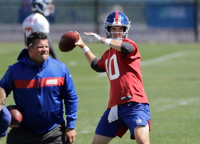 Eli Manning ha sido el mariscal de campo de Gigantes desde 2004. (AP)