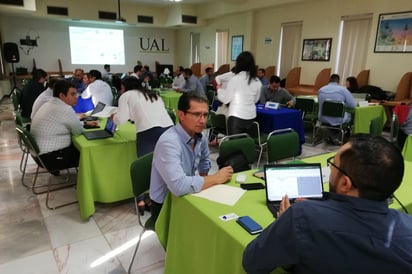 Grandes expectativas generó en proveedores y compradores el primer Encuentro de Negocios Laguna. (VIRGINIA HERNÁNDEZ)