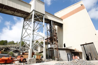 En Sombrerete, una región que depende casi exclusivamente de la minería, los trabajadores están reagrupados en otro sindicato. (ARCHIVO)