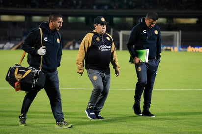 Diego Armando Maradona, llegó a dos finales con Dorados de Sinaloa, siendo vencido en ambas por el Atlético de San Luis. (ARCHIVO)