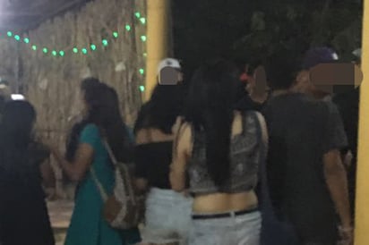 Alcohol y drogas corren libres en fiesta de menores de edad en quintas de Francisco I. Madero. (EL SIGLO DE TORREÓN)