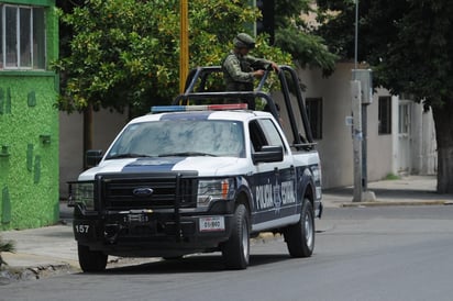 Tras el atracó, el afectado avisó a su patrón y este último a su vez pidió auxilio al 911 arribando hasta el lugar los agentes de la Policía Municipal, así como Estatal, mismos que se dieron a la búsqueda de los presuntos ladrones, sin embargo, pese a los esfuerzos, no lograran dar con su paradero. (ARCHIVO)