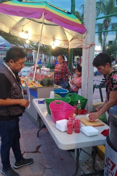 La verificación de alimentos es constante en la Feria. (EL SIGLO DE TORREÓN) 