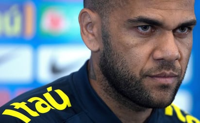 Brasil se ha quedado rezagado: Dani Alves