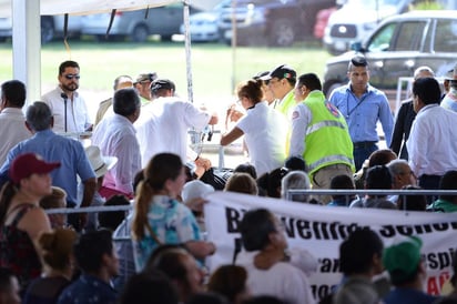 Se instalaron dos módulos con tres médicos y dos enfermeras de la Secretaría de Salud cada uno, además de ambulancias de Cruz Roja (FERNANDO COMPEÁN)