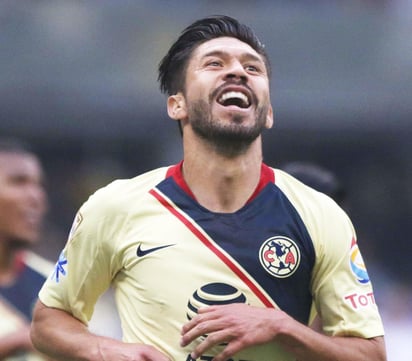 Oribe Peralta deja las Águilas tras cinco años. (ARCHIVO) 