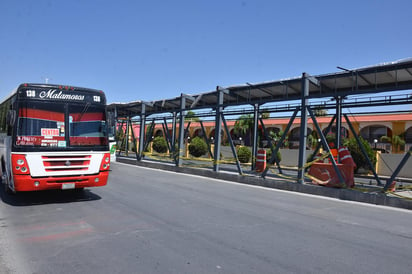 Cuéllar se refirió precisamente a las declaraciones de Gerardo Berlanga, secretario de Infraestructura, Desarrollo Urbano y Movilidad, quien ayer lunes señaló que el modelo de negocios del Metrobús en la región estaba listo. (ARCHIVO)