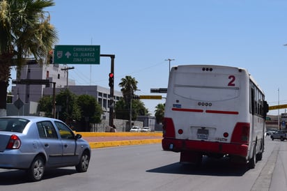 El servicio de transporte en La Laguna de Durango enfrenta un serio déficit debido a que las unidades son muy antiguas. (EL SIGLO DE TORREÓN)