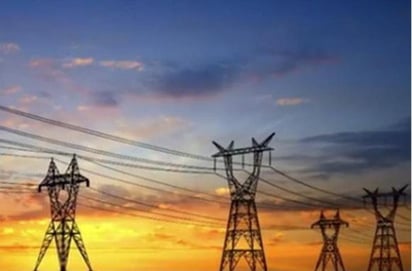 La Dirección de Transmisión de Energía Eléctrica de la Secretaría de Energía (Sener) señaló que una vez que se cuente con la magnitud de la demanda que requerirá la refinería de Dos Bocas, en Paraíso, se reforzará la red de transmisión para darle el servicio suficiente. (ARCHIVO)