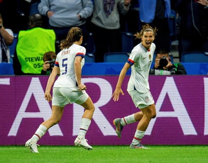 Estados Unidos se mantiene invicto y avanza a octavos en Mundial Femenil