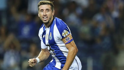 Héctor Herrera podrá jugar con pasaporte comunitario esta temporada. (AGENCIA)