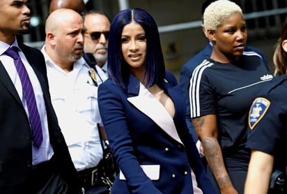 Cardi B enfrenta nuevos cargos en relación con una pelea ocurrida el año pasado en un club nudista en Nueva York. (EFE)
