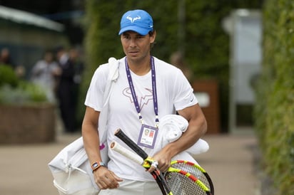 El español Rafael Nadal cayó 6-3, 6-3 ante Marin Cilic en un duelo de exhibición en el club londinense Hurlingham. (EFE)