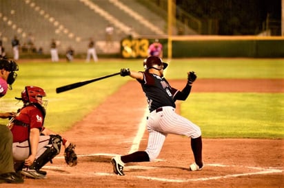 Los Algodoneros del Unión Laguna terminaron cayendo anoche ante los
Piratas de Campeche por pizarra de 8 a 7. (ERICK STOROMAYOR)