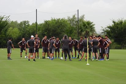 Ninguna de las selecciones que jugarán los cuartos de final en Houston, en el NRG Stadium, tendrá la oportunidad de pisar la cancha. (ARCHIVO)