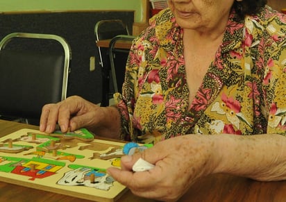 Es importante detectar el deterioro cognitivo en la etapa inicial en el caso de adultos mayores. (ARCHIVO)