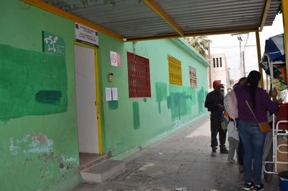 Con un gran esfuerzo los padres aportan recursos a las escuelas de sus hijos que no se ven reflejados en mejoras, consideró el titular.