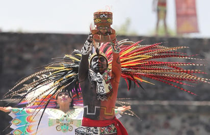 Este martes se llevó a cabo la ceremonia del encendido del Fuego Nuevo, el cual iluminará los Juegos Panamericanos Lima 2019. (EFE)