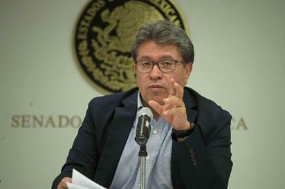 Monreal pidió al sector de la Policía Federal que diere, que se incorpore en forma institucional a la Guardia Nacional o a los diversos entidades que se les ofrece como opciones, como al Instituto Nacional de Migración, a la Administración General de Aduanas, entre otras. (ARCHIVO)
