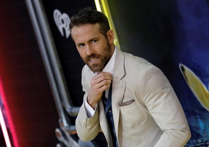 Elenco. El actor Ryan Reynolds se une a Dwayne Johnson y Gal Gadot en Red Notice de Netflix. (ARCHIVO)