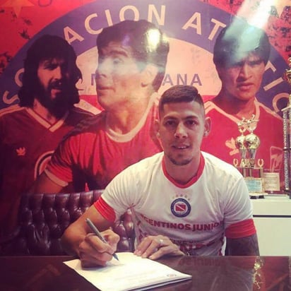 El atacante militó en las filas de Argentinos Juniors. (ESPECIAL)